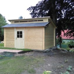bau eines blockbohlenhaus im garten 66 - Der Bau einer Blockbolengarage im Garten