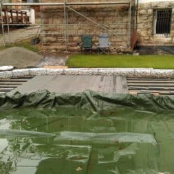 einbau der bpc wpc dielen poolterrasse 10 - Projekt Poolterrasse – Bau der Unterkonstruktion und Verlegen der BPC Dielen