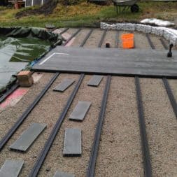 einbau der bpc wpc dielen poolterrasse 7 - Projekt Poolterrasse – Bau der Unterkonstruktion und Verlegen der BPC Dielen