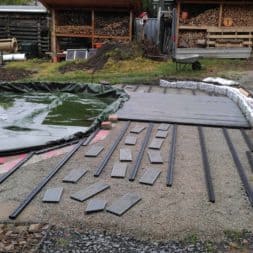 einbau der bpc wpc dielen poolterrasse 9 - Projekt Poolterrasse – Bau der Unterkonstruktion und Verlegen der BPC Dielen