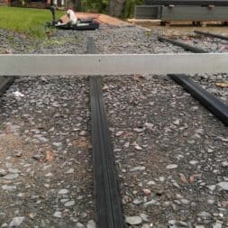 unterkonstruktion bpc wpc poolterrasse 35 - Projekt Poolterrasse – Bau der Unterkonstruktion und Verlegen der BPC Dielen
