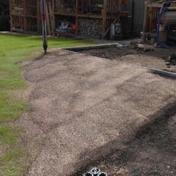 Gartenweg und Waescheplatz werden gepflaster Pflasterweg 6 - Ein neuer Pflastersteinweg und Wäscheplatz entstehen