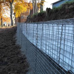 IMG 20191123 125613 scaled - Securing a slope with gabions - fleece water conduits