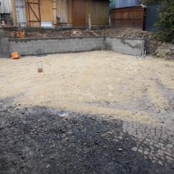 Carport bauen Fundamente mit KG setzen42 - Carport selber bauen - Pfostenanker setzen