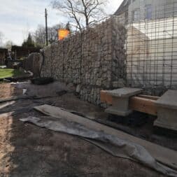 Hangsicherung mit Gabionen 077 - Slope stabilization - stack gabions safely on top of each other