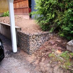 IMG 20190428 090803 1 - Carport selber bauen - Hang mit Gabionen abfangen