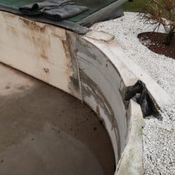Pool umbauen Abriss Stuetzwaende Einschalung entfernen 18 - Poolumbau – Abriss Stützwände und Einschalung entfernen