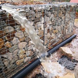 Stahlwandpool abbauen Skimmer Einlaufduese Lampe Poolfolie entfernen 12 - Pool Umbau - Rückbau vom Stahlwandpool