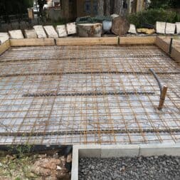 Betonfundament im Garten bauen–Gartenkueche–Tierhaus Voliere commaik.de 16 - Build concrete foundation for new garden house yourself