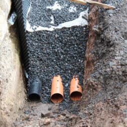 trockenlegung keller einbringen rohre drainage 15 - Draining the cellar - 1 year later