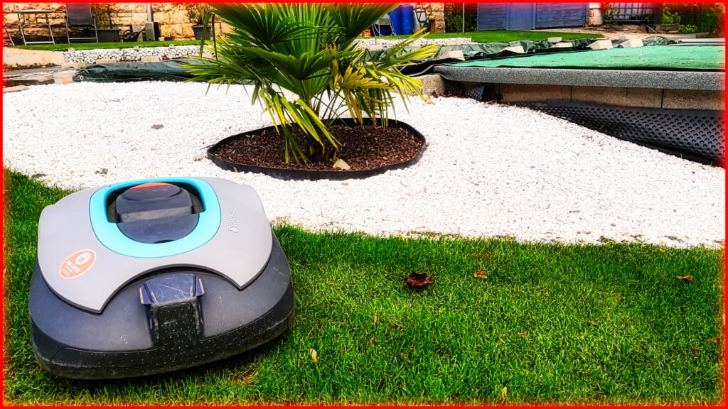 Rasenroboter in wenigen Schritten richtig Einwintern