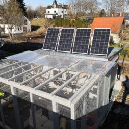 Vogelvoliere Gartenhaus selber bauen commaik.de 005 - LiFePo4 Powerstation – mobiler Speicher für die PV-Inselanlage