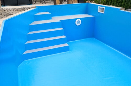 Pool umbauen folie in den pool schweissen commaik.de 064 a - Laying, gluing and welding pool liners correctly