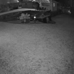 RLC 1212A Nacht www.commaik.de - Reolink Altas PT Ultra: The powerful 4K battery-powered surveillance camera in a test