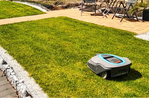 Gardena Sileno Rasenroboter auswintern2 a - Robot lawn mower without boundary wire in test: The best models in comparison