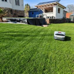 Anthbot Genie 600 im Test Kabelloser Maehroboter mit AI RTK – So maeht er wirklich www.commaik.de 029 - Anthbot Genie Mähroboter im Test: Perfektes Rasen mähen ohne Kabel!?
