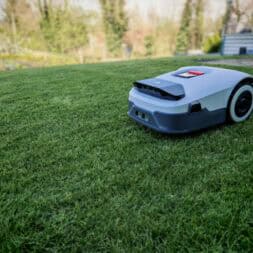 Anthbot Genie 600 im Test Kabelloser Maehroboter mit AI RTK – So maeht er wirklich www.commaik.de 095 - Anthbot Genie Mähroboter im Test: Perfektes Rasen mähen ohne Kabel!?