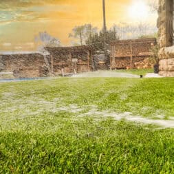 Gartenbewaesserung Einbau und Anschluss neuer Hunter Versenkregner a - 6 Hunter pop-up sprinklers for optimum lawn irrigation in the test