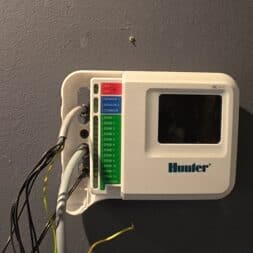Rasenbewaesserung hydrawise www.commaik.de 023 - Installing and programming the Hunter Hydrawise irrigation computer - step by step