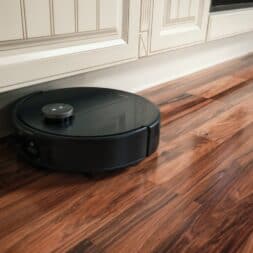 MOVA Z60 Ultra Roller Complete test: Fully automatic cleaning with AI and hot water 47 MOVA Z60 Ultra Roller Complete im Test Staerkster Saug Wischroboter www.commaik.de 025 - MOVA Z60 Ultra Roller Complete test: Fully automatic cleaning with AI and hot water