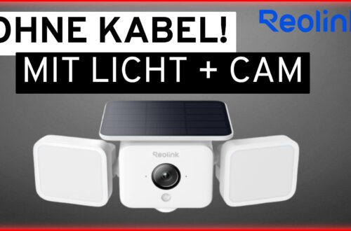 Eine Reolink Floodlight Cam mit zwei Lichtern, Solarpanel und Bewegungserkennung ist vor grauem Hintergrund zu sehen. Große deutsche Schrift: OHNE KABEL! MIT LICHT + CAM. Perfekt als Solar Kamera für flexible Überwachung. www.commaik.de